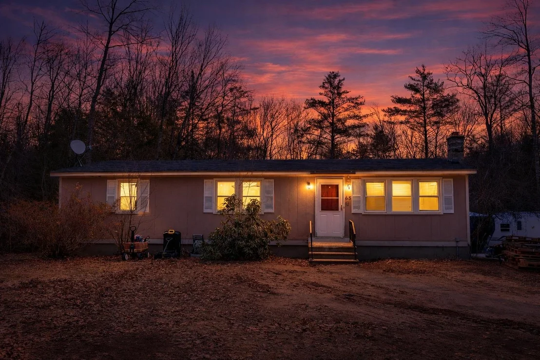 Photo of 65 Bigelow Hill
