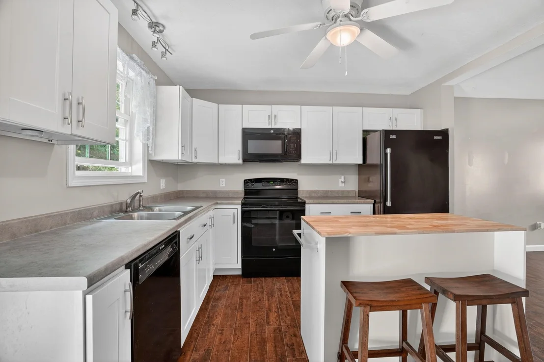 Photo of 126 Rogers