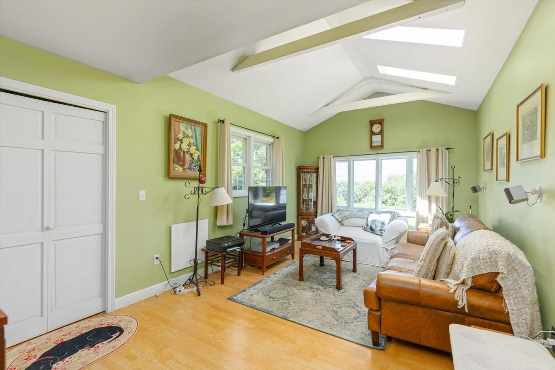Photo of 110 Upper Jaffrey