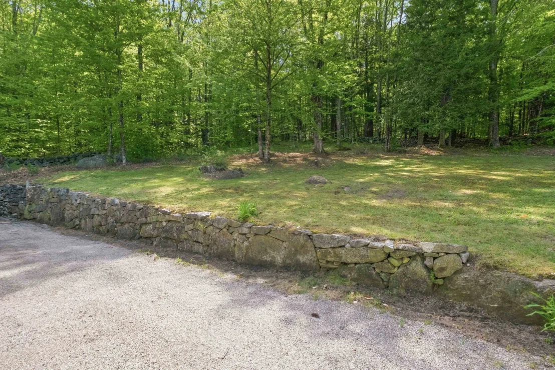 Photo of 55 Bible Hill