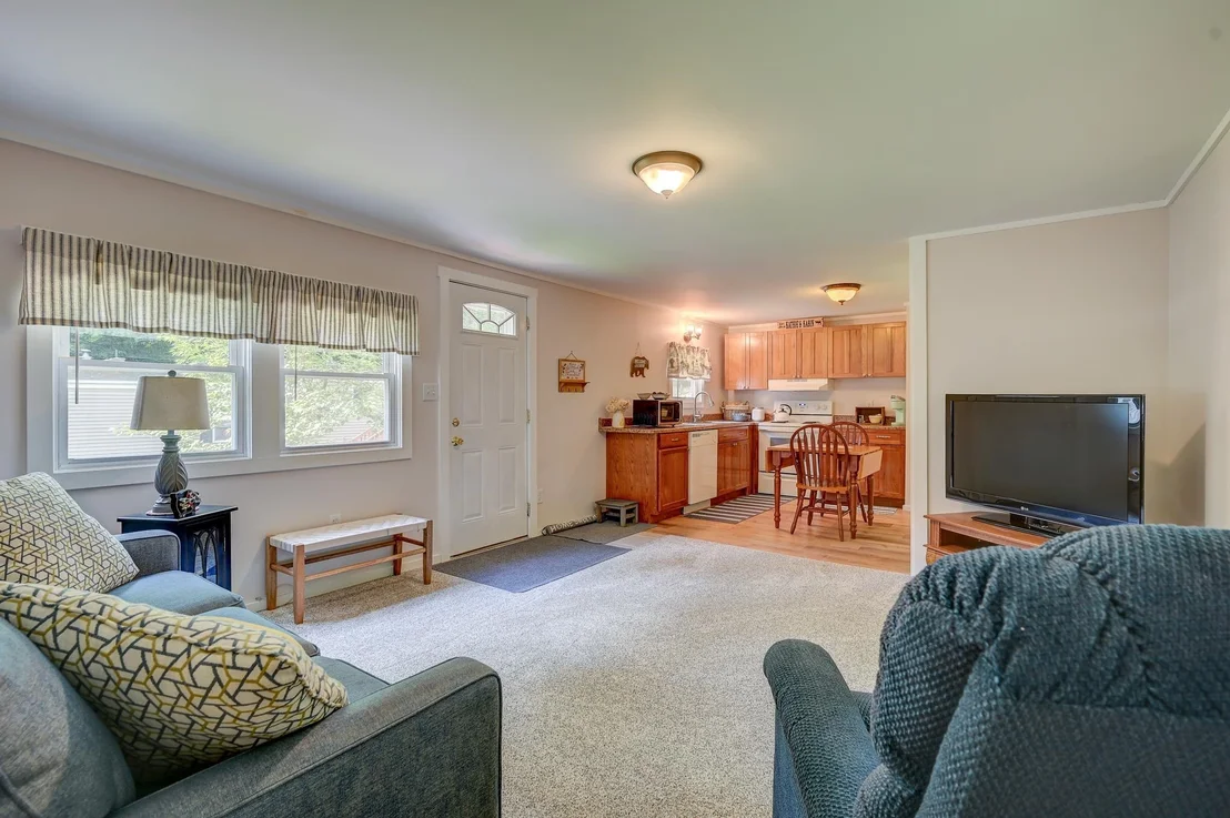 Photo of 93 Eagle Ledge