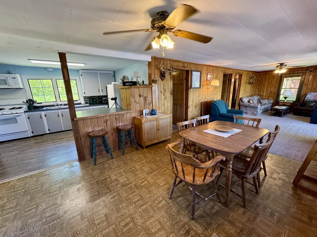 Photo of 140 Lakeside