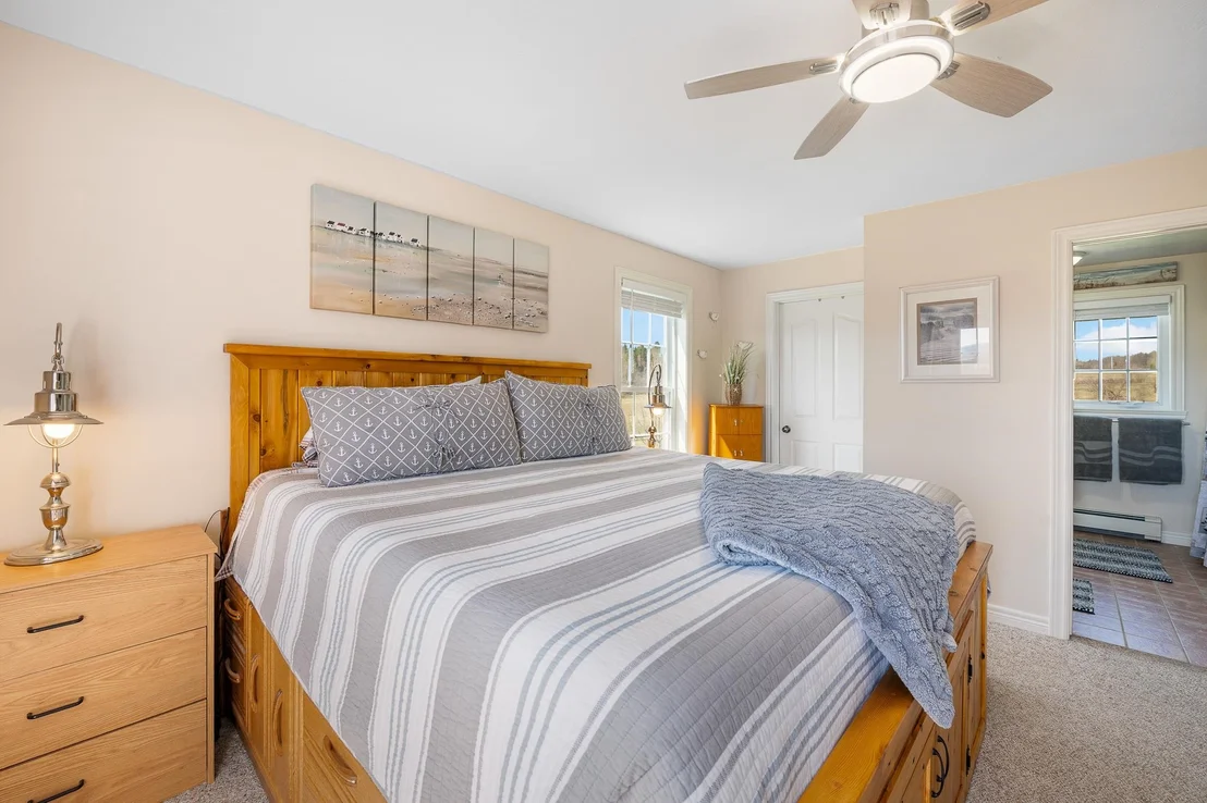 Photo of 794 Reed