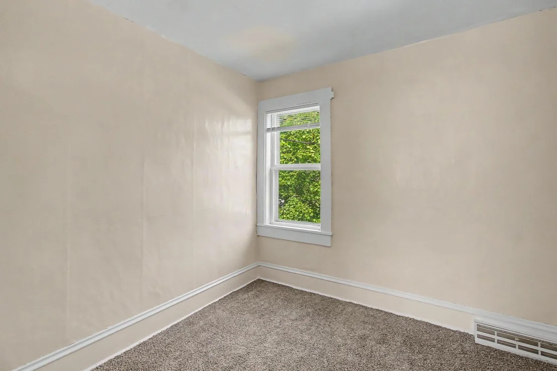 Photo of 64 Pine