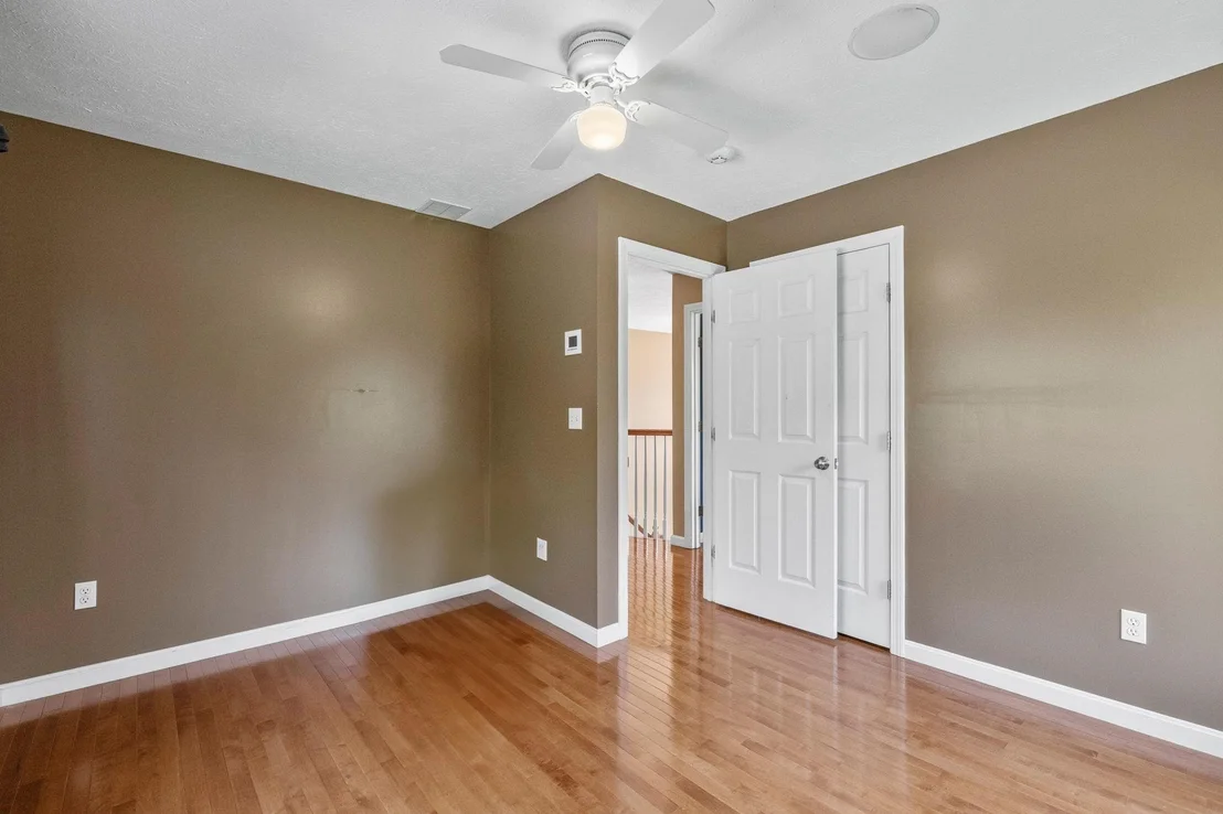 Photo of 17 Mcqueston