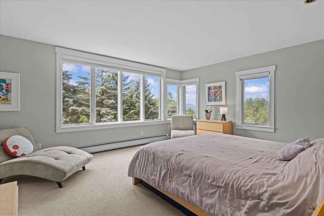 Photo of 340 Worcester Ridge