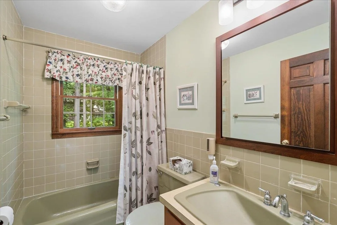 Photo of 11 Parkhurst