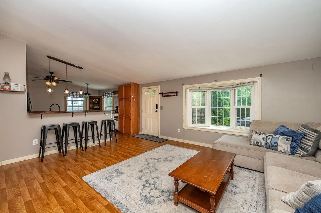 Photo of 446 Emerald