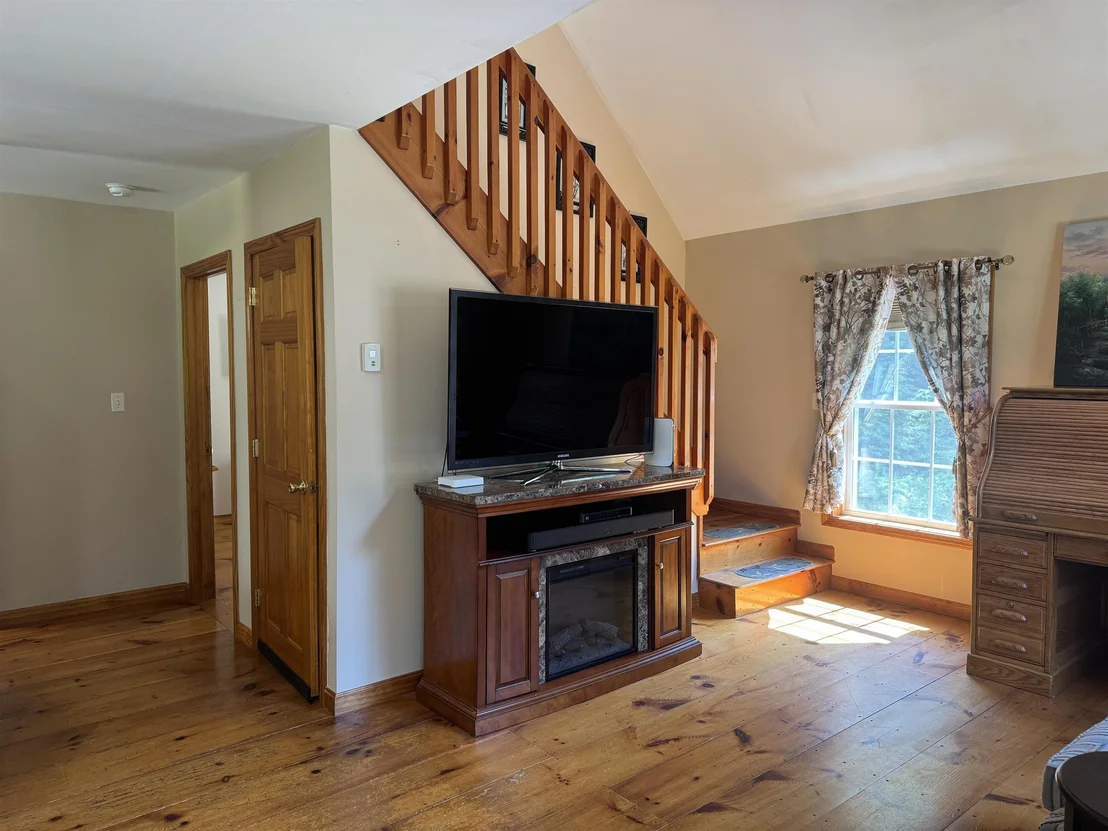 Photo of 107 Blake Hill
