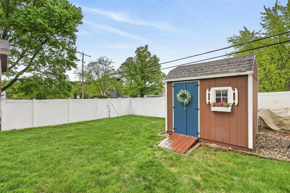 Photo of 130 Colgate