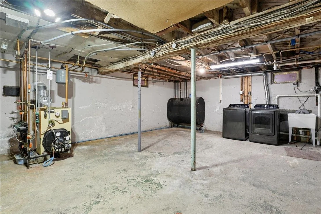 Photo of 69 Shawmut