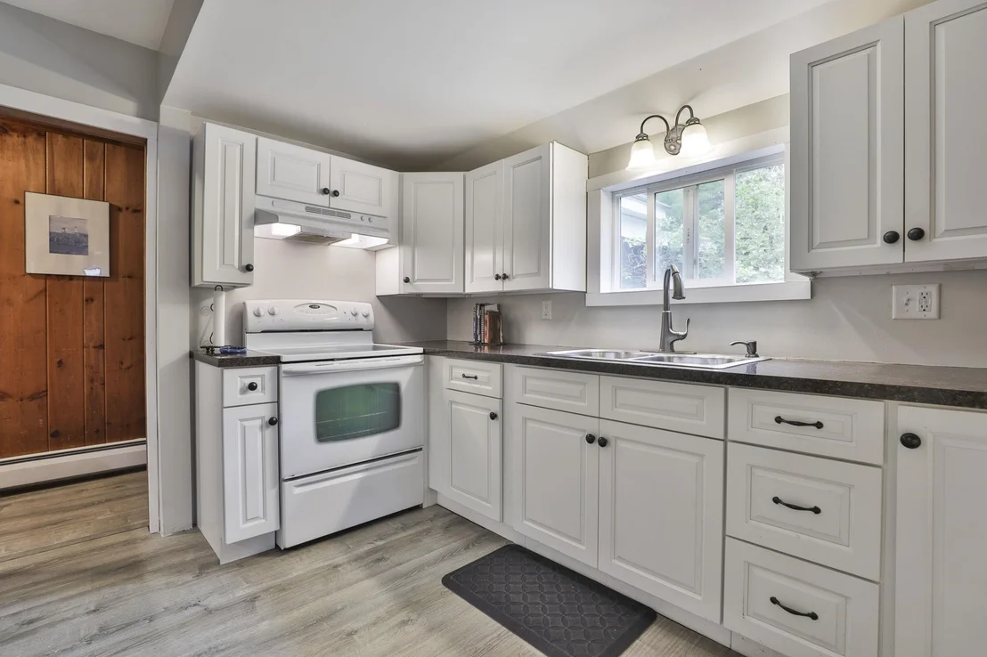 Photo of 10 N Mason