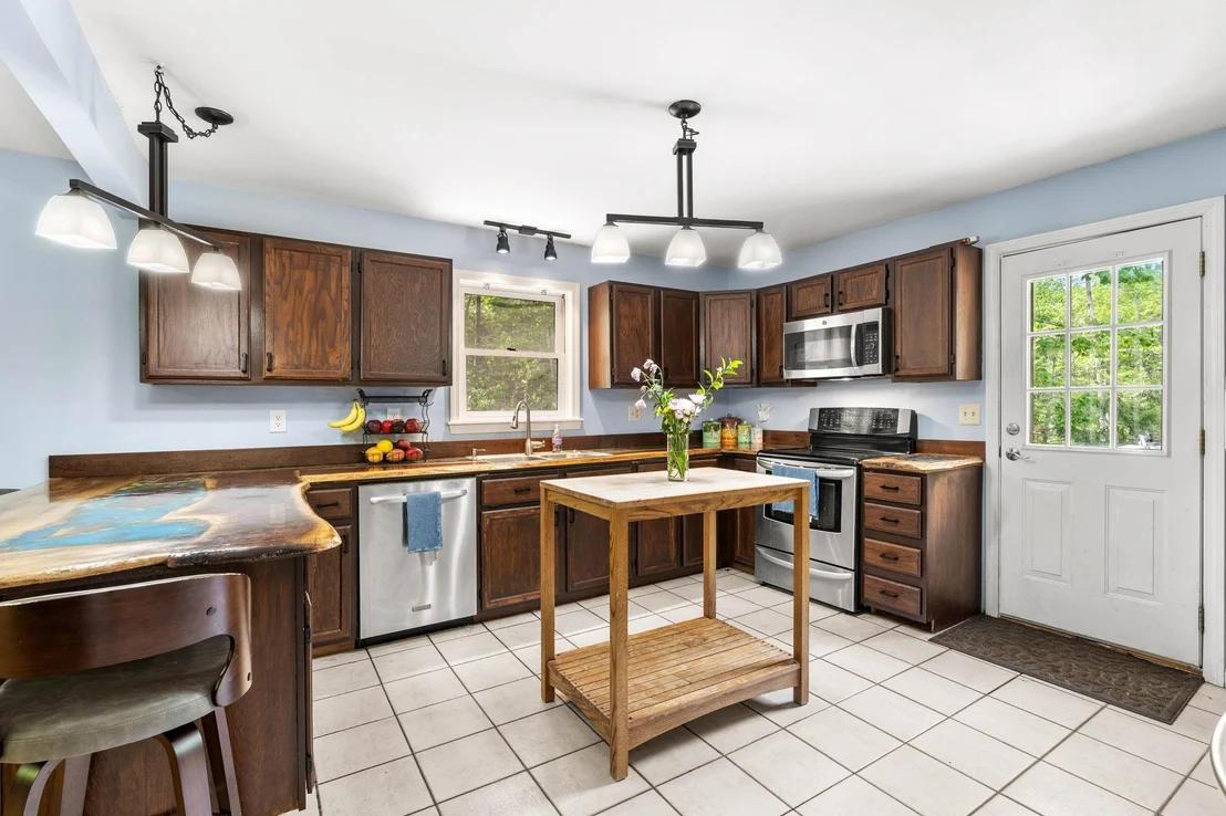 Photo of 9 Pondview