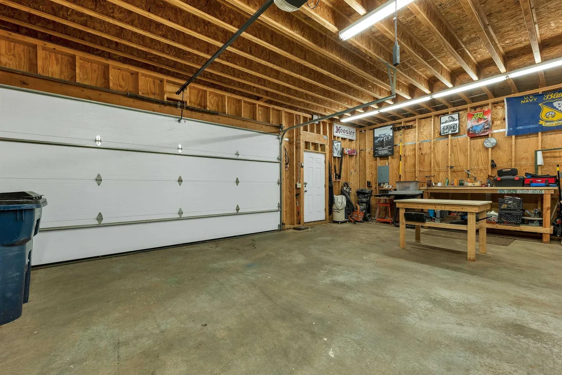 Photo of 32 Arlene