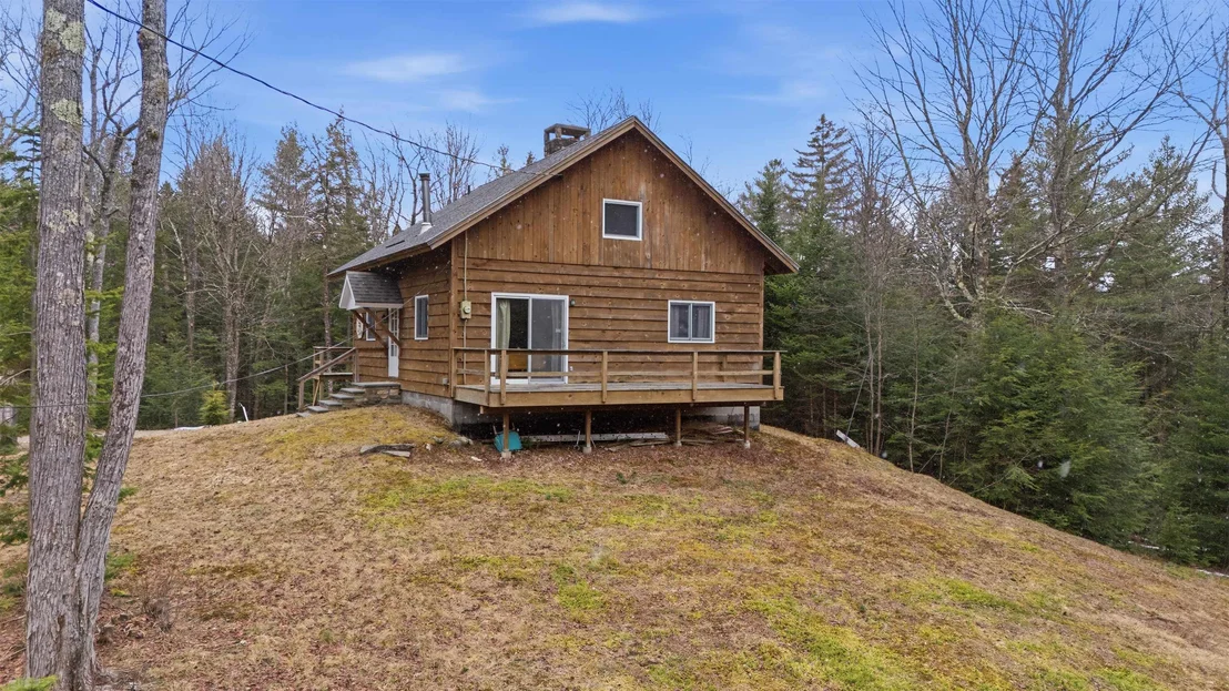 Photo of 2936 Hapgood Pond