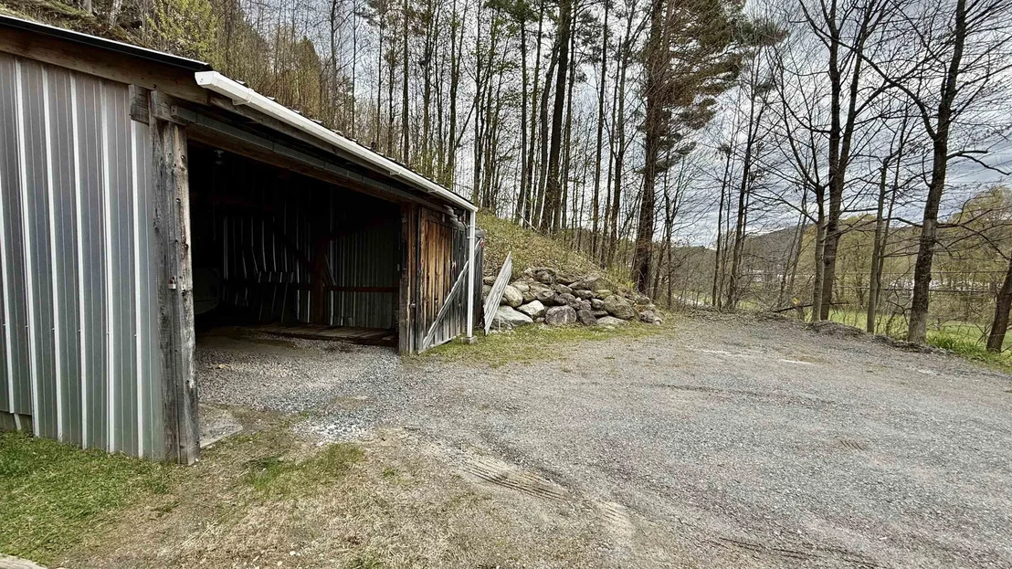 Photo of 806 Vt Route 15 W