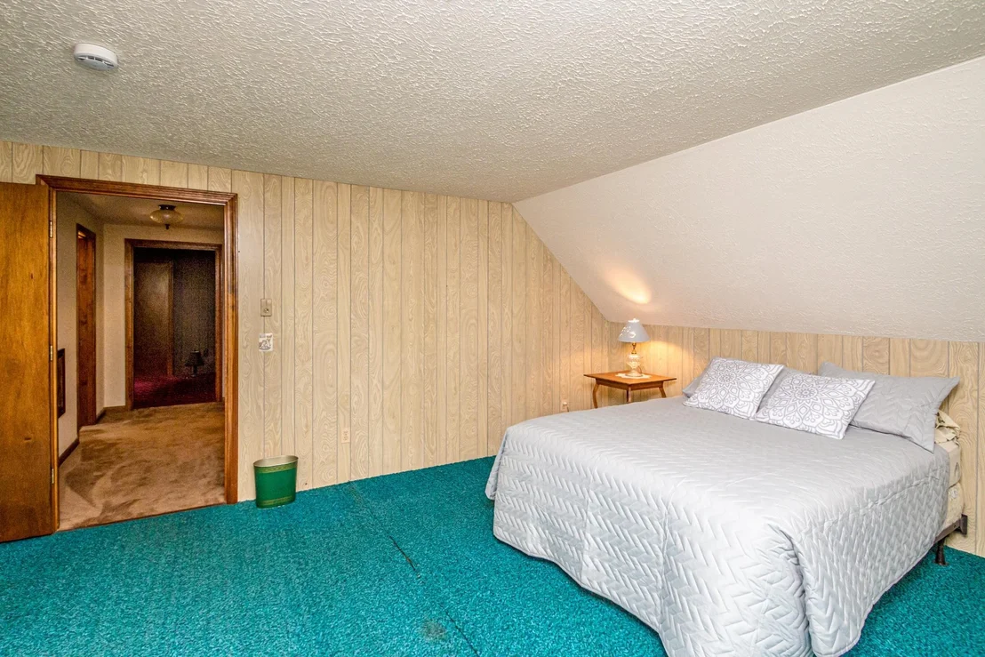 Photo of 141 Red Eagle Brook
