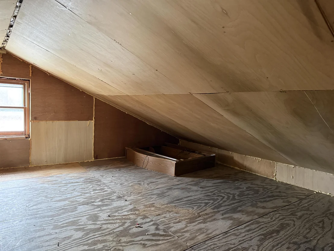 Photo of 2459 Highgate