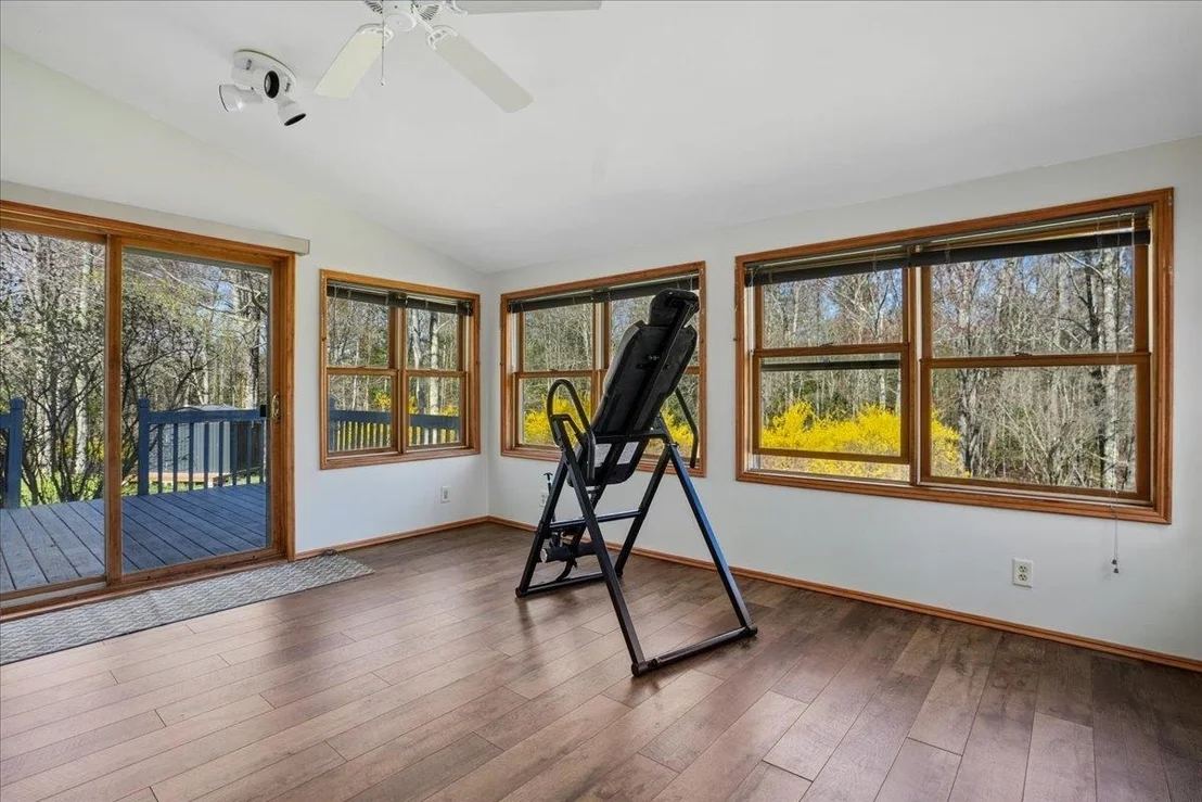 Photo of 326 Lockes Hill