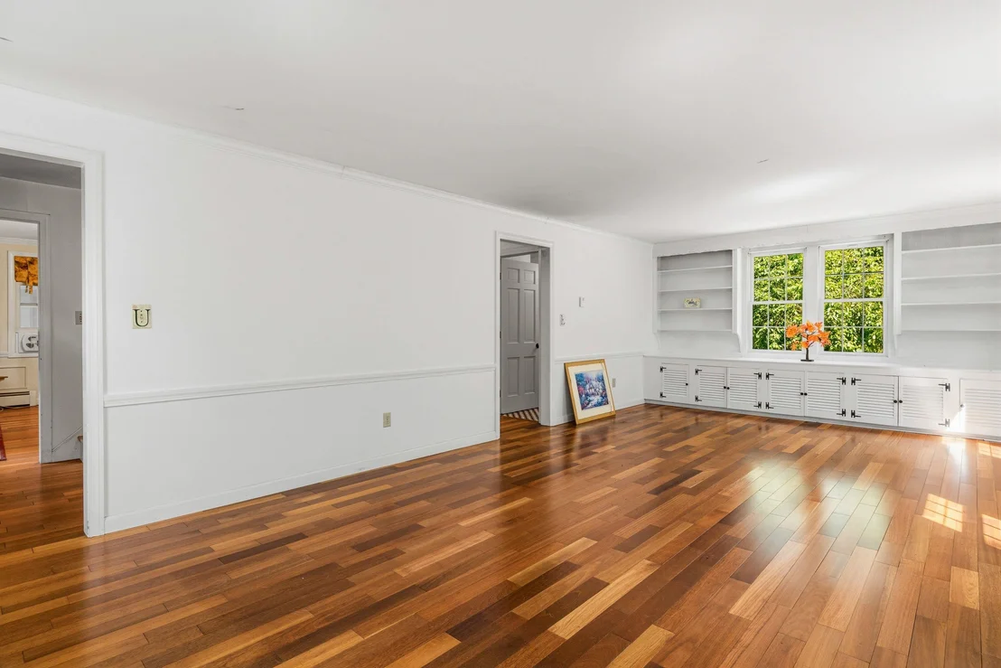 Photo of 140 Pioneer