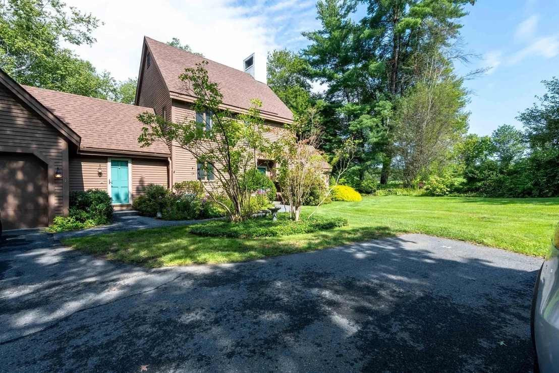 Photo of Unit 2A at 807 Murphys