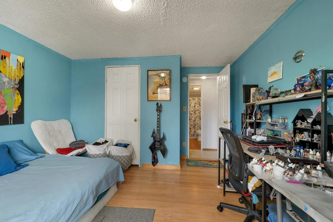 Photo of 9 Hemlock