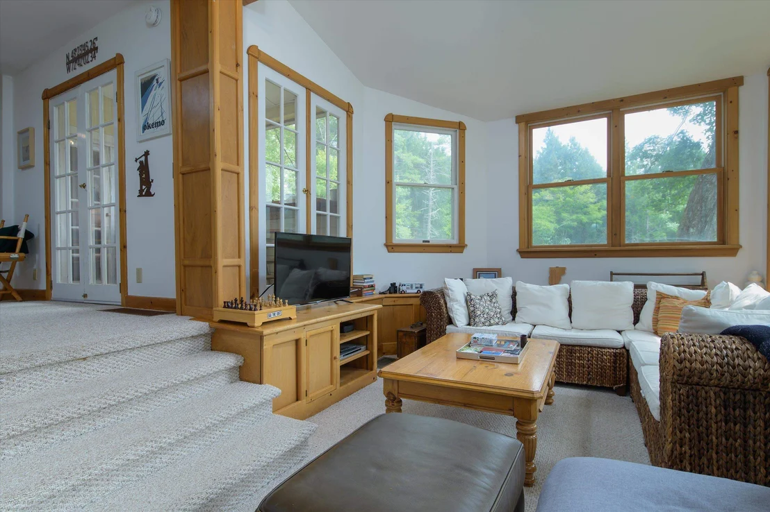 Photo of 46 Carpenters Point