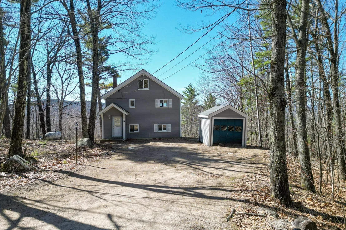 Photo of 27 Upper Lake View