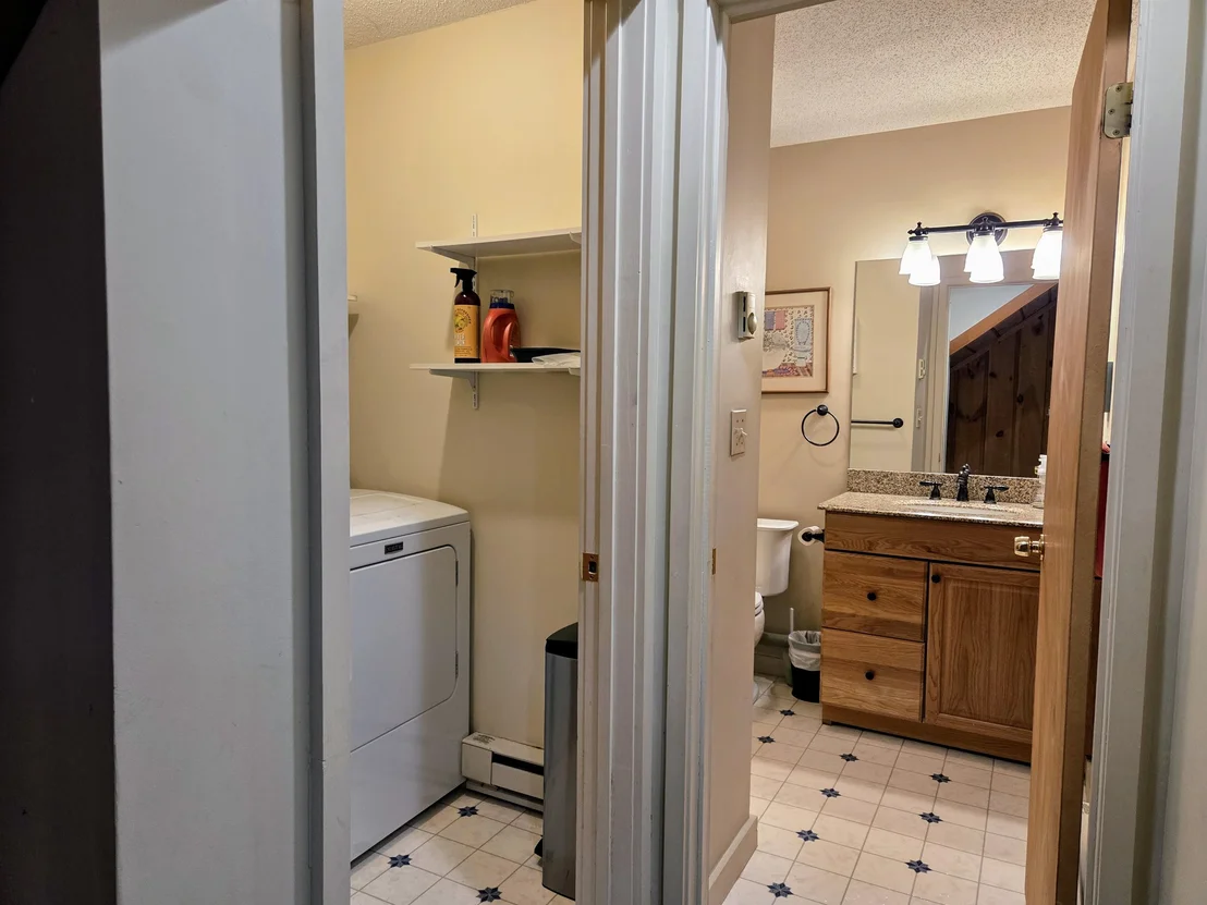 Photo of Unit 2 at 36 Easterly