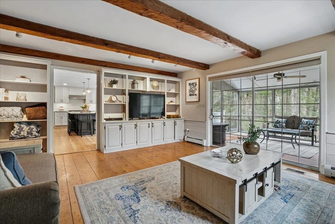 Photo of 50 Hearthside