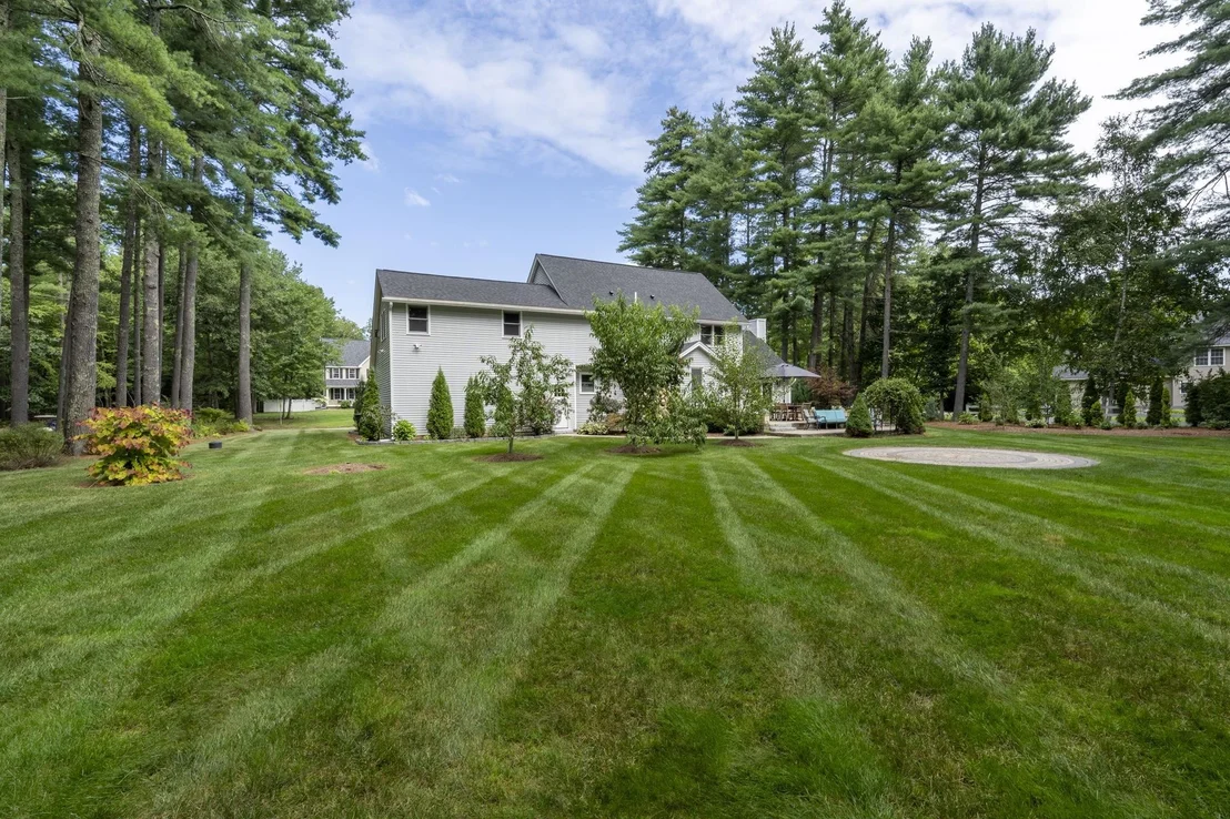 Photo of 4 Taconic