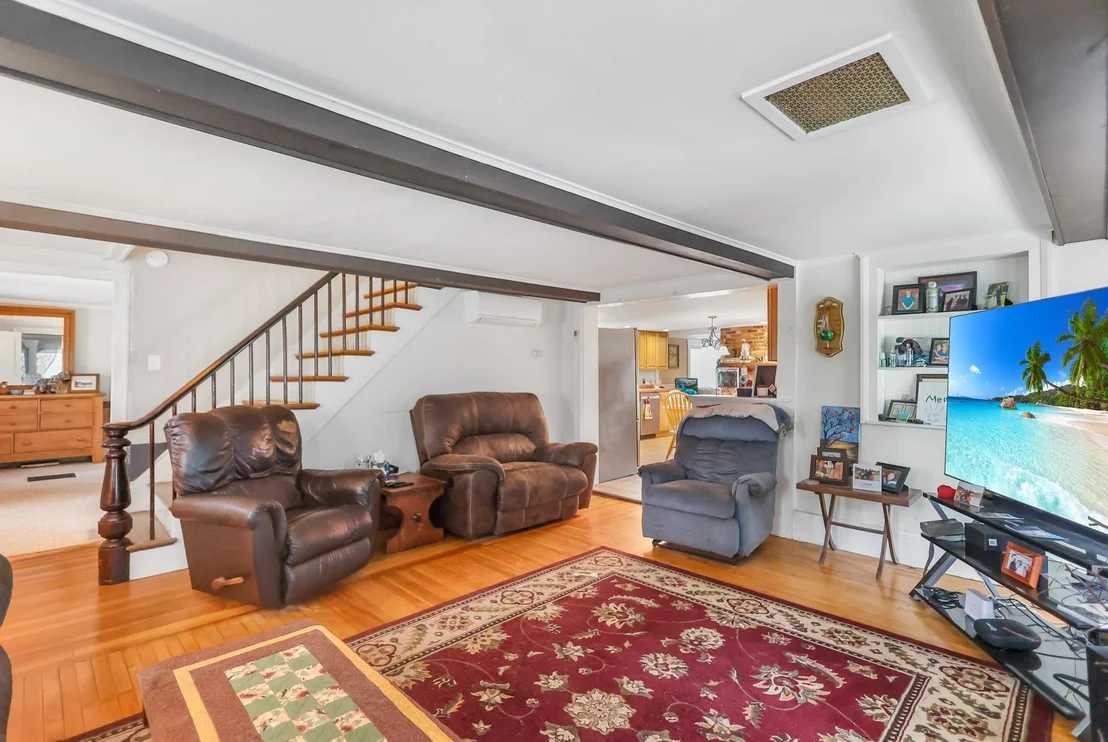 Photo of 32 Bean Hill