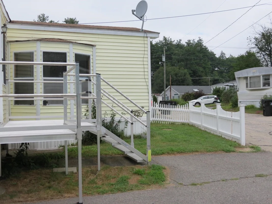 Photo of 29 Derlon