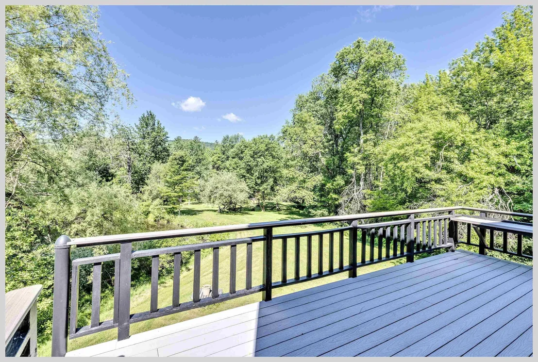 Photo of 206 River