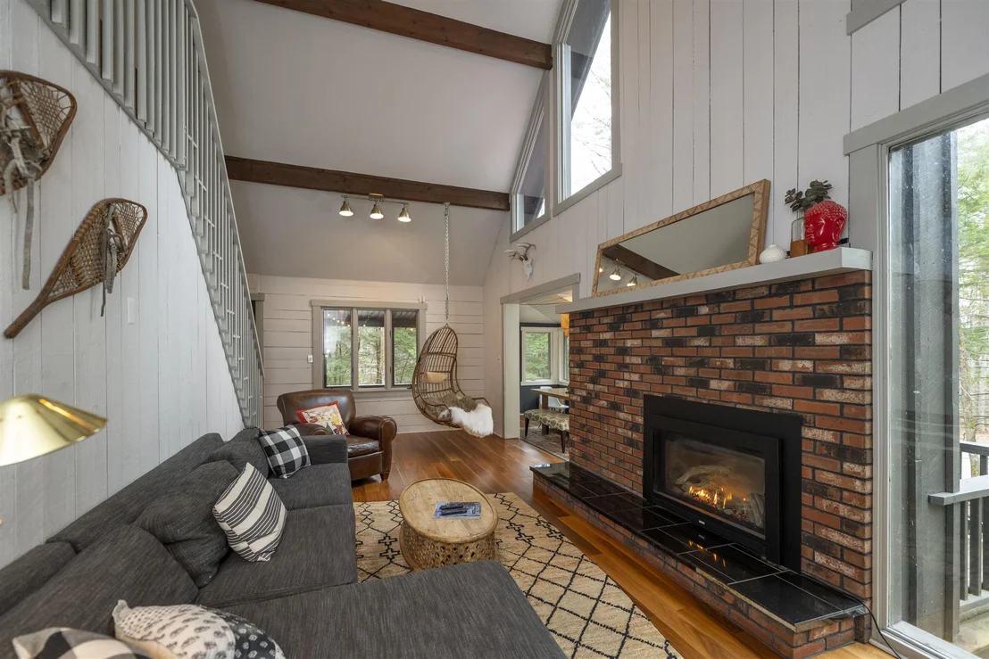Photo of 988 Old Quechee