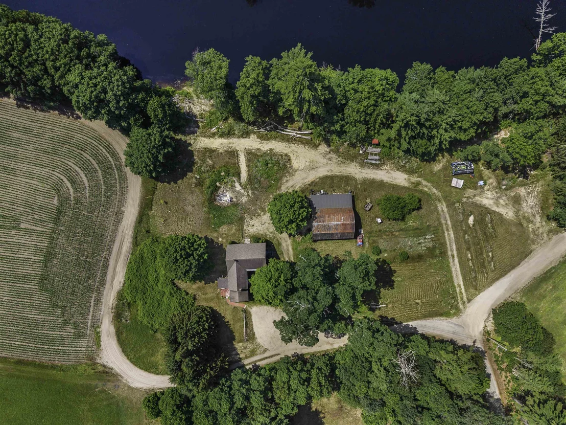 Photo of 385 Burnham Intervale