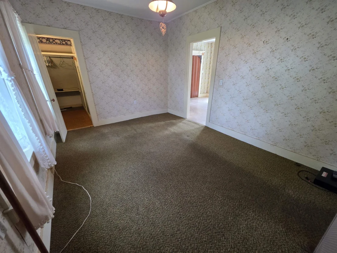 Photo of 15 Maple