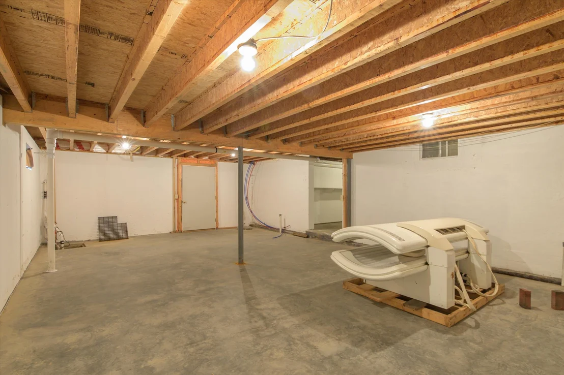 Photo of 64 Maple