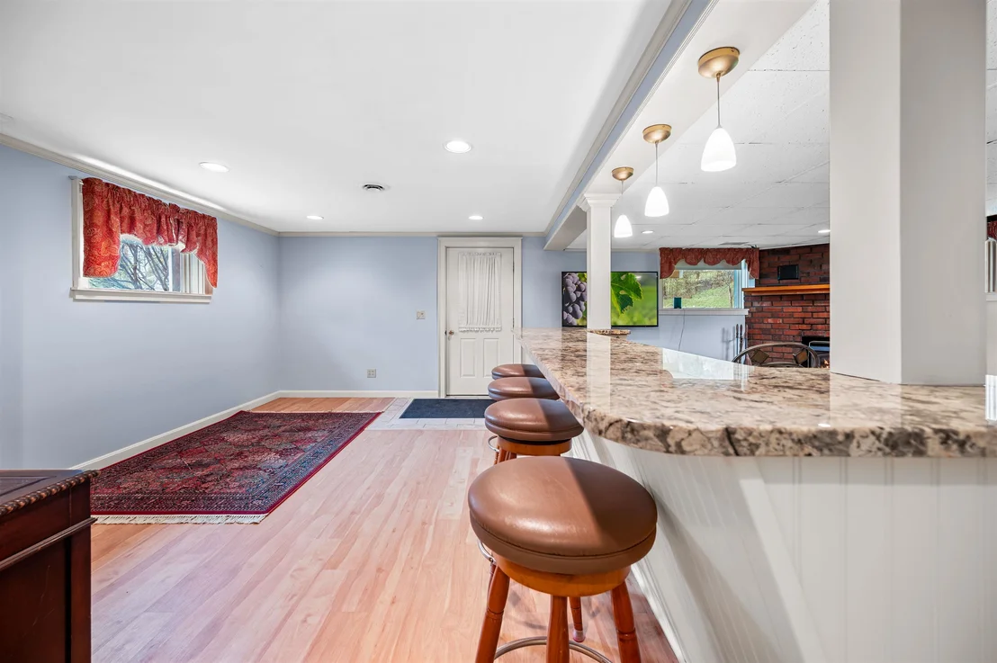 Photo of 11 Ledge