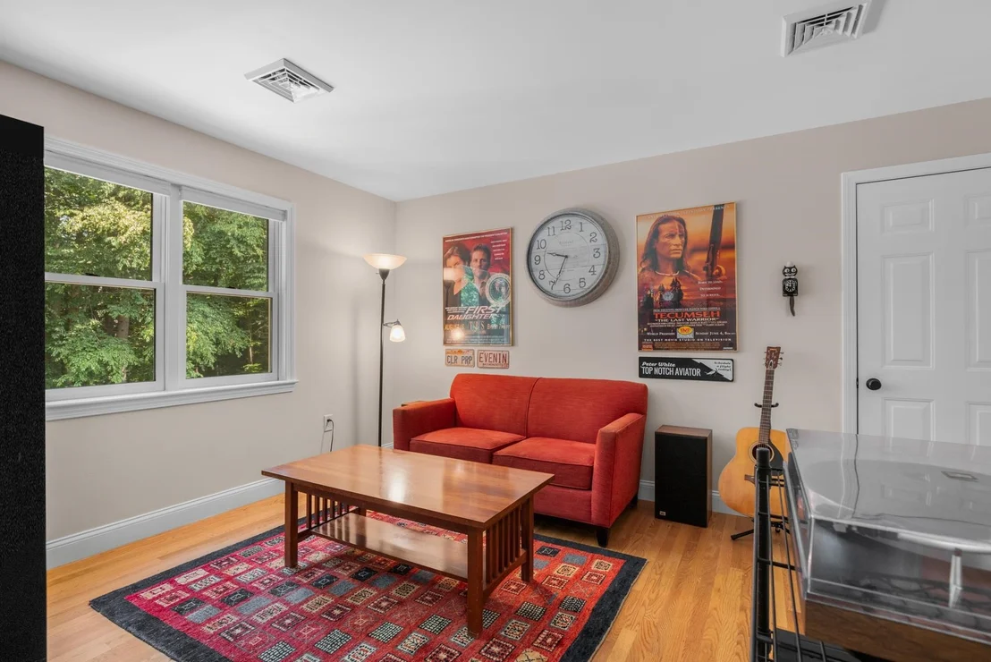 Photo of 26 Winding Brook