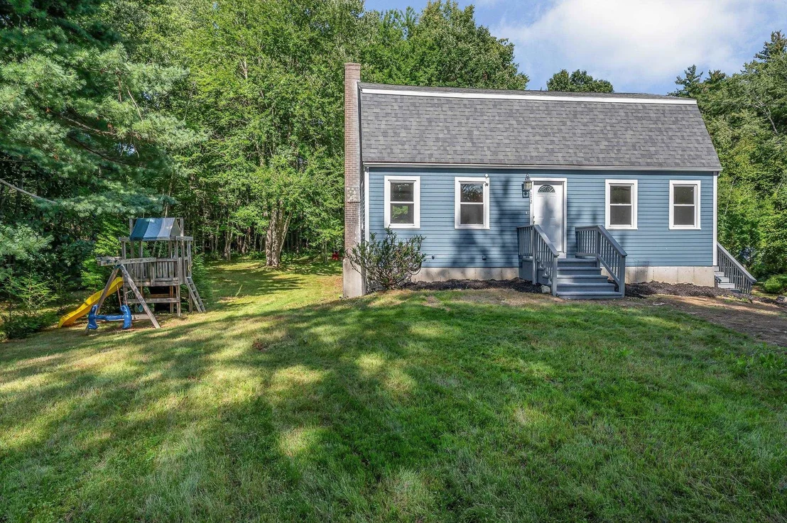 Photo of 172 Warner Hill