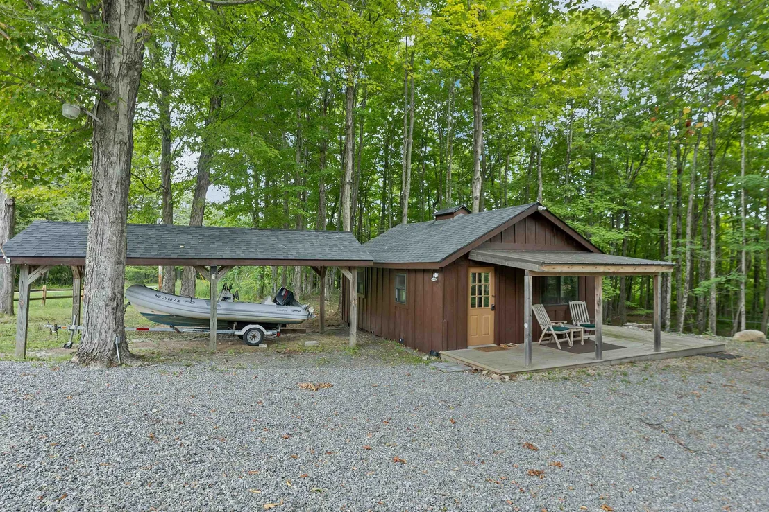Photo of 1341 Cherry Valley