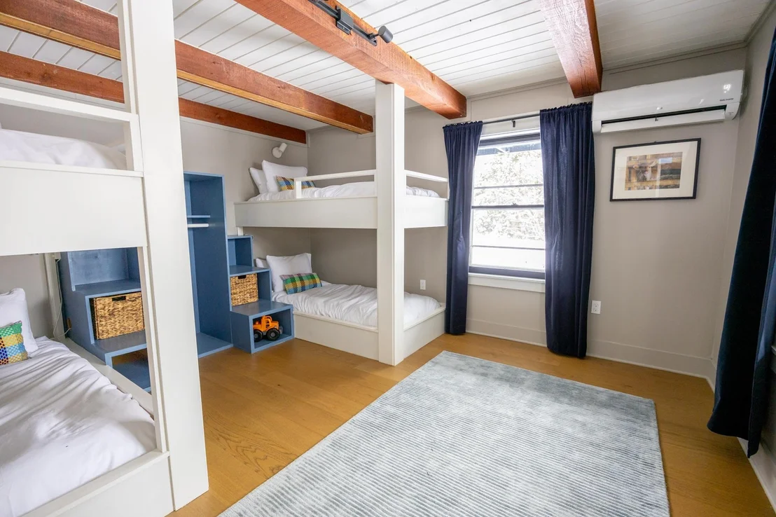 Photo of 528 Pinnacle