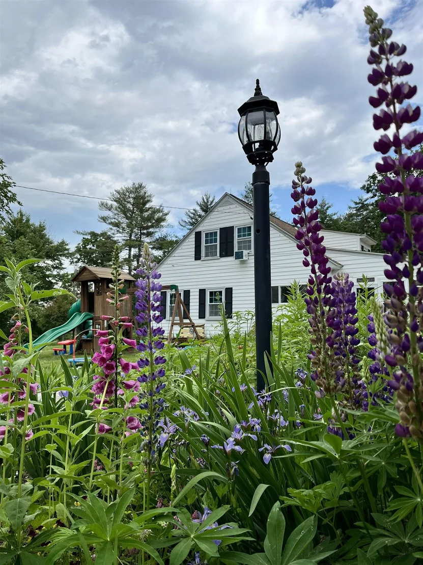 Photo of 209 Hooksett