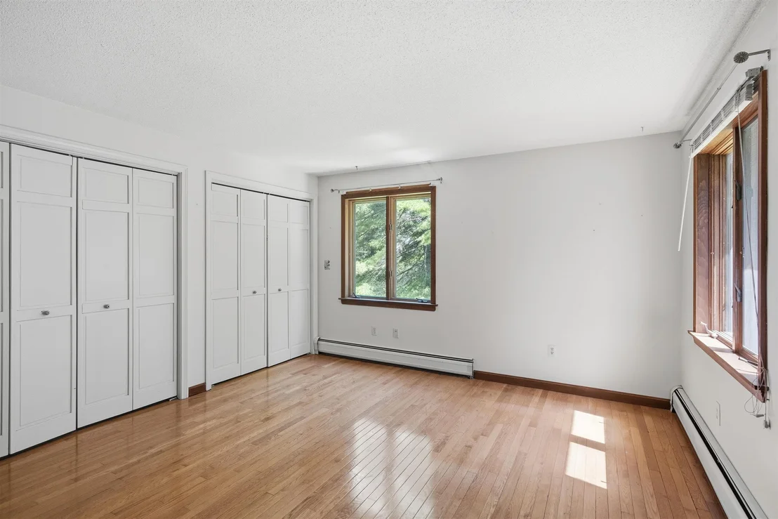 Photo of 1572 Skyline