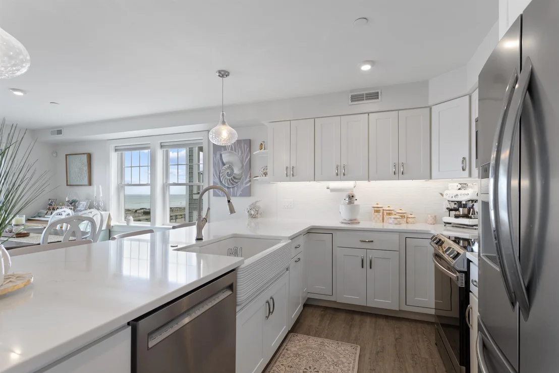 Photo of Unit 3 at 377 Ocean