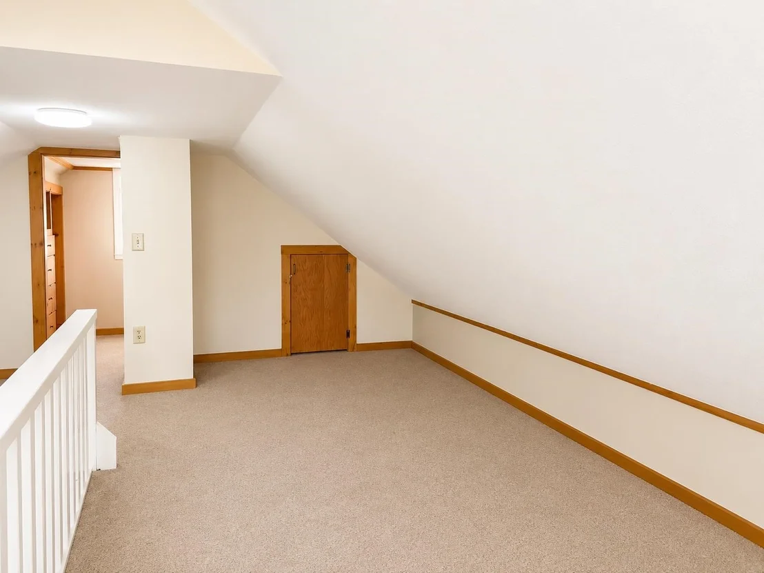 Photo of 96 Middle
