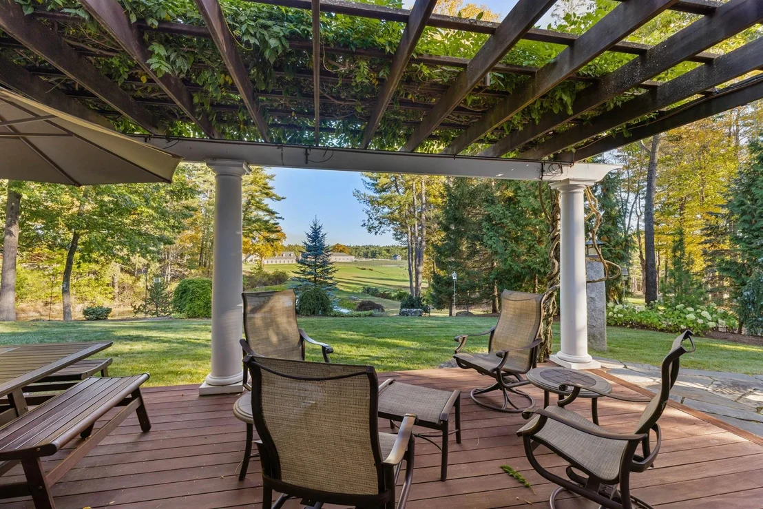 Photo of 24 WISTERIA
