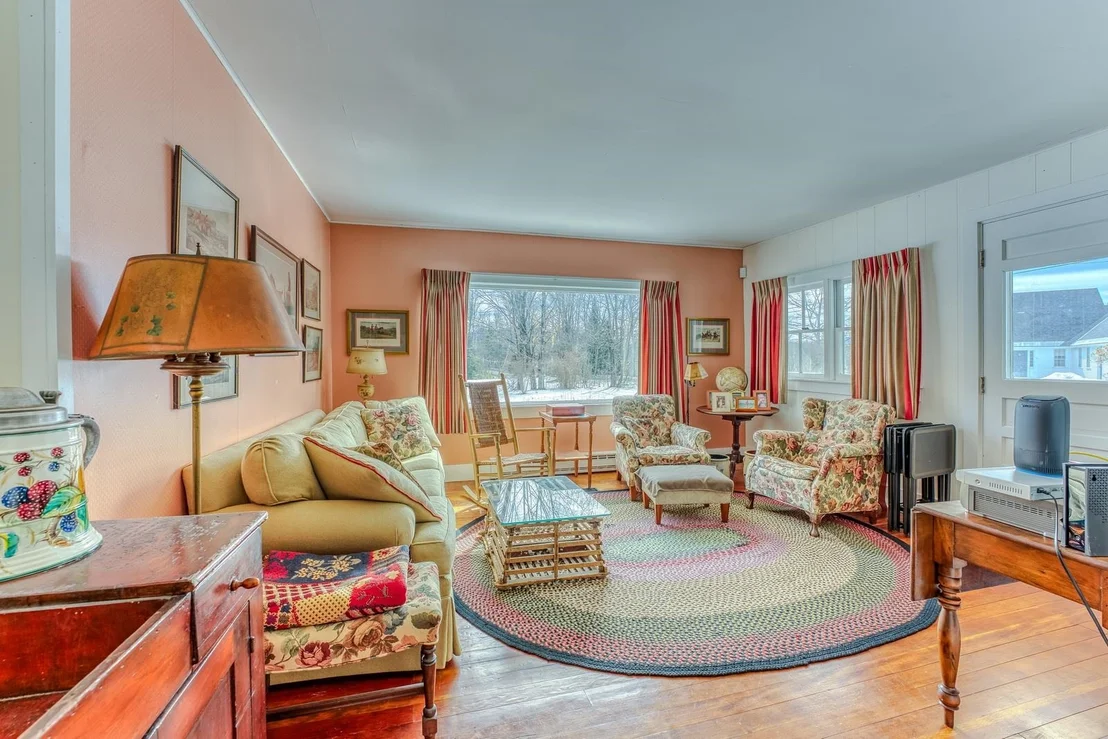 Photo of 249 Mountain View