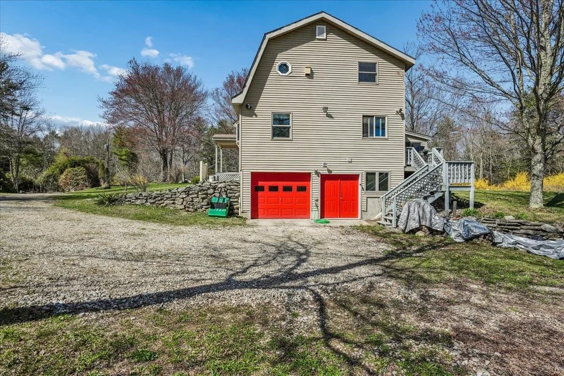 Photo of 326 Lockes Hill